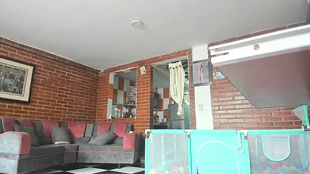 Lia rouse04 online show from 04/15/26, 01:18