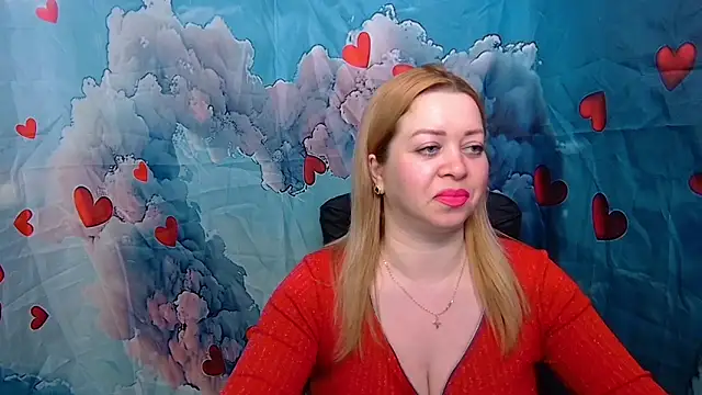 Snapshot of OliviaVerr chatting on 02/14/26, 12:57 OliviaVerr online show from 02/14/26, 12:57