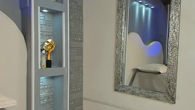 Thiago moretti online show from 04/18/26, 07:07