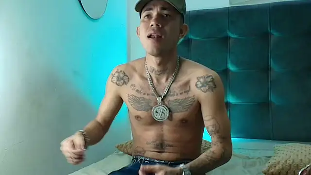 Snapshot of Ayala_777 chatting on 01/15/26, 12:21 Ayala 777 online show from 01/15/26, 12:21