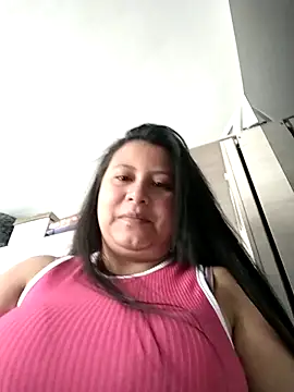 Snapshot of SexyandnaughtyLatinos chatting on 02/26/26, 05:45 SexyandnaughtyLatinos online show from 02/26/26, 05:45