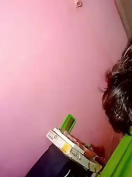 larahotg online show from 01/09/26, 11:57