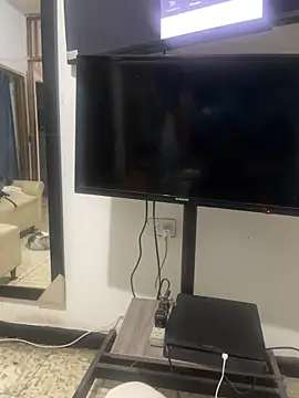 Snapshot of thegoat767 chatting on 02/15/26, 07:43 thegoat767 online show from 02/15/26, 07:43