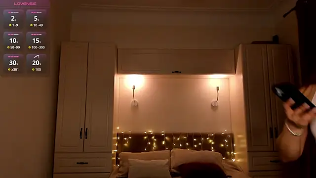 AshleyBlushh online show from 02/13/26, 09:00