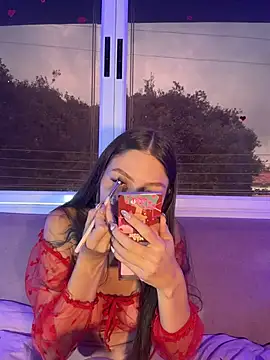 EmmaJhoons online show from 03/04/26, 11:49