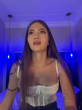 EmmaJhoons online show from 03/18/26, 10:18