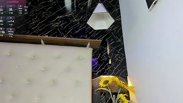 Renata blue online show from 02/25/26, 09:13