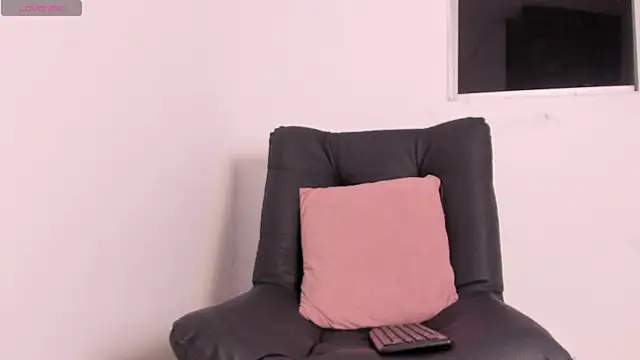 Davis Axel online show from 01/13/26, 07:13