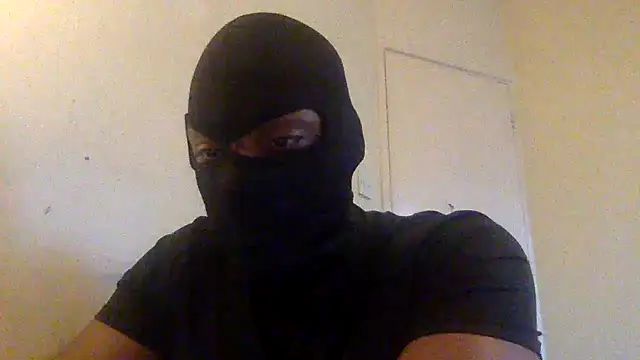 Balaclavaloveee online show from 01/11/26, 11:59