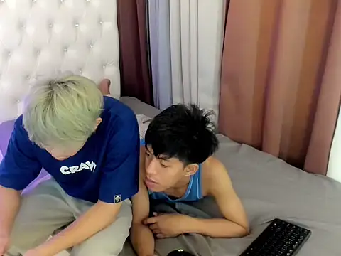 davincihugecock online show from 04/15/26, 06:37