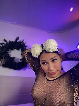 YaraXX1 online show from 02/17/26, 04:42