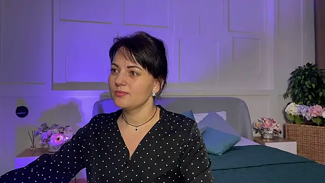  SilkyShadow  online show from 02/10/26, 01:10