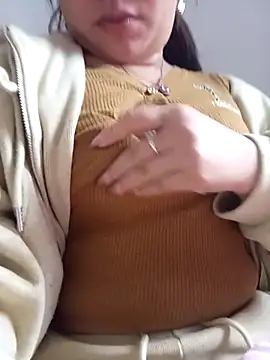 Snapshot of Minaa2x chatting on 03/01/26, 05:20 Minaa2x online show from 03/01/26, 05:20