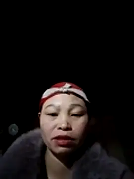 Snapshot of miray- chatting on 01/08/26, 09:33 miray- online show from 01/08/26, 09:33