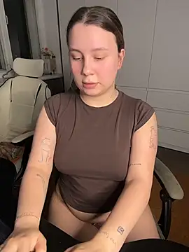 AnnaSeint online show from 06/30/26, 07:26