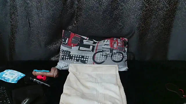 Amanda April online show from 03/27/26, 05:12