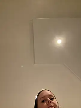 carinabro10 online show from 02/25/26, 12:37