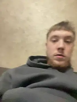 Snapshot of Dildogang chatting on 02/08/26, 11:13 Dildogang online show from 02/08/26, 11:13