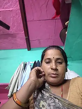 Snapshot of Reena_lodha chatting on 06/15/26, 04:09 Reena lodha online show from 06/15/26, 04:09