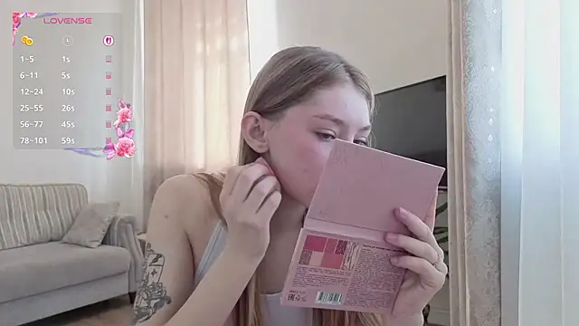 LindyUnderkoffler online show from 03/18/26, 12:08