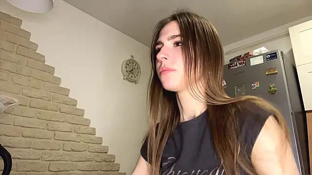 ElsieKuhlmann online show from 03/01/26, 04:03