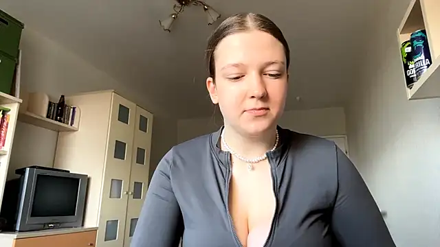 JammieMickiewicz online show from 03/17/26, 07:33