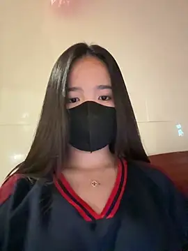 Gwen879 online show from 03/23/26, 12:25