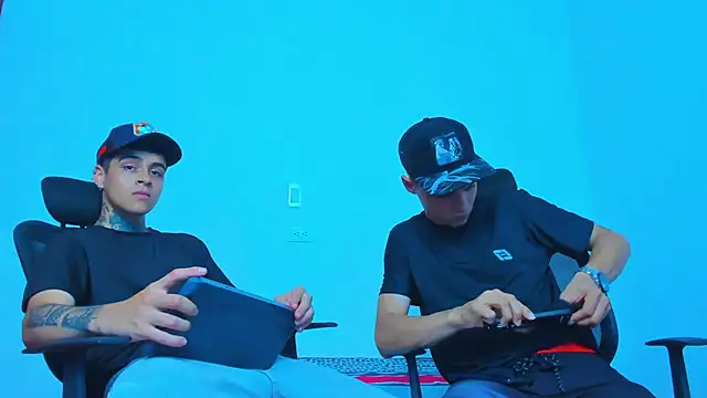 Thomas-Wil online show from 03/28/26, 06:29