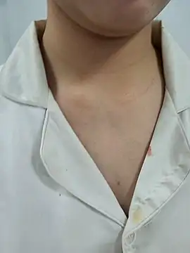 Snapshot of Single-momm22 chatting on 01/15/26, 01:48 Single-momm22 online show from 01/15/26, 01:48