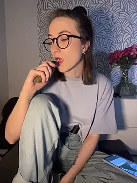 Snapshot of Persephone_Kore chatting on 02/06/26, 02:09 Persephone Kore online show from 02/06/26, 02:09