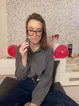 Snapshot of Persephone_Kore chatting on 02/12/26, 06:36 Persephone Kore online show from 02/12/26, 06:36