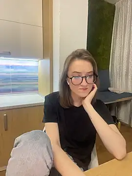 Persephone Kore online show from 03/23/26, 05:50