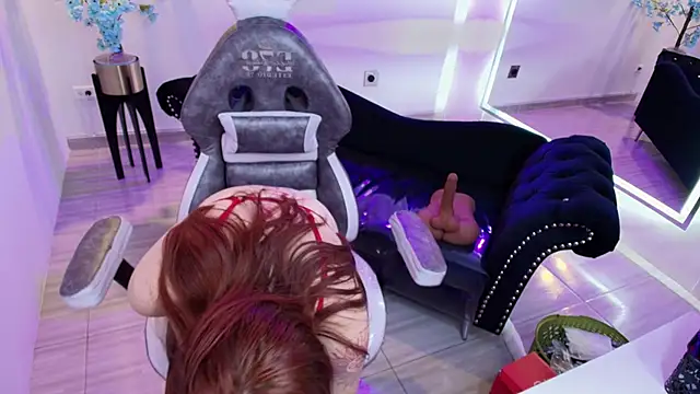 Lilith tayylor online show from 04/19/26, 03:28