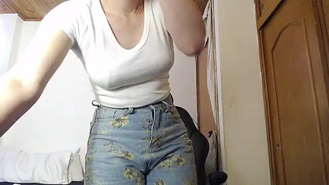 Shanel Lozano online show from 05/13/26, 05:21