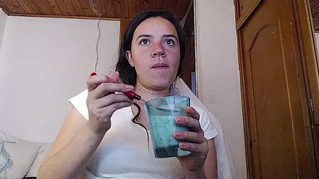 Shanel Lozano online show from 05/14/26, 10:05