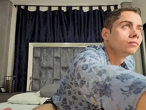 LeoMonnroe online show from 01/19/26, 02:43