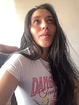 Veronica Wins  online show from 02/23/26, 08:28