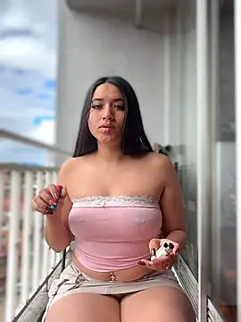 Veronica Wins  online show from 06/18/26, 01:48