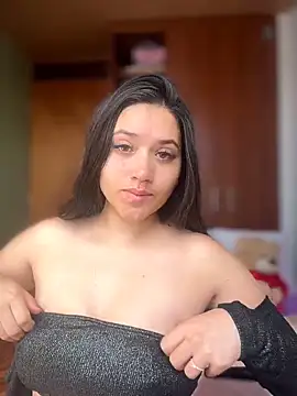 Veronica Wins  online show from 06/19/26, 02:32