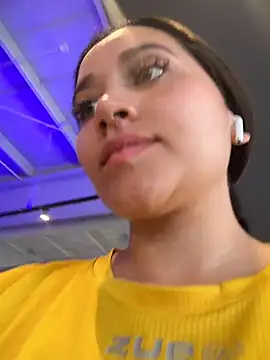 Veronica Wins  online show from 07/04/26, 05:52
