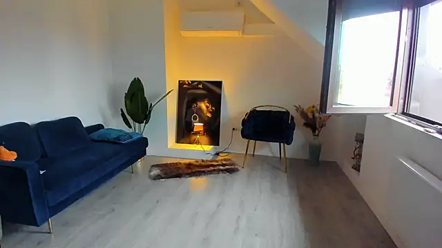 CrazyDollxx online show from 03/23/26, 02:43