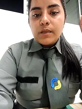 Isabel 3 online show from 04/06/26, 12:19