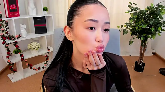 KellyKaai online show from 01/14/26, 09:59