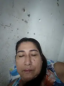 PatriciaGrajales online show from 04/12/26, 01:10