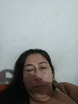 Snapshot of PatriciaGrajales chatting on 06/24/26, 10:53 PatriciaGrajales online show from 06/24/26, 10:53