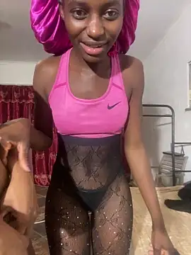 CreamyCupCake 96 online show from 04/04/26, 05:54