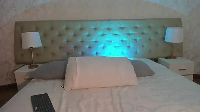 AlexiiaBrown online show from 05/24/26, 07:08