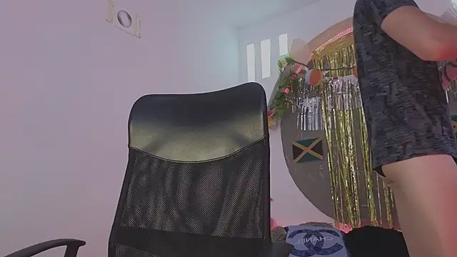 Apolo lux1 online show from 04/16/26, 08:42