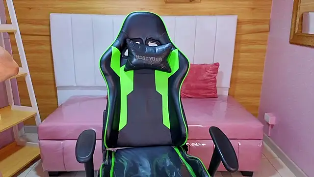 delirium a online show from 01/14/26, 08:14