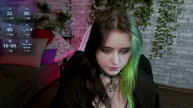 Snapshot of RubyMyst chatting on 02/14/26, 08:38 RubyMyst online show from 02/14/26, 08:38